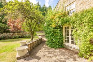 Photo 17- click for photo gallery